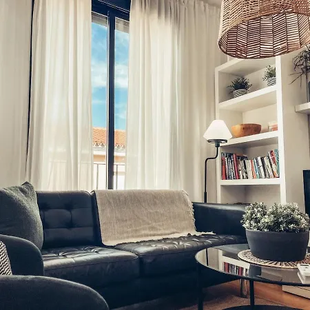 Panoramic Rooftop Duplex Retreat Heart Of Apartment
